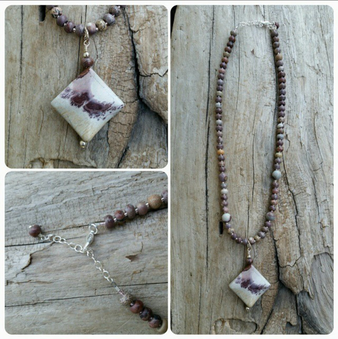 Workshop Option: Stone Necklace Class